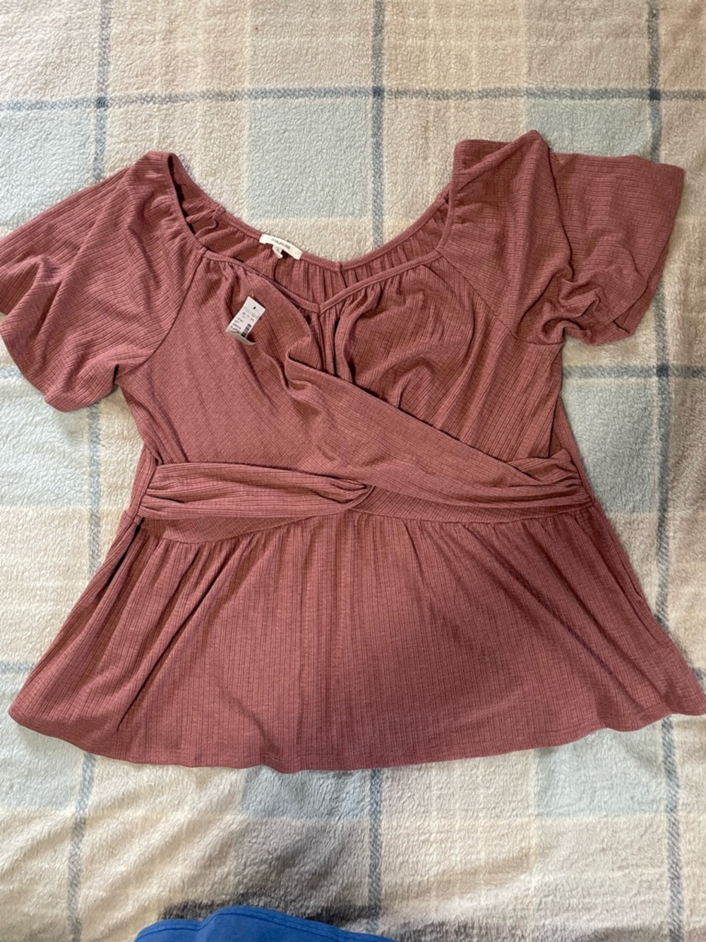 Maurices Rose Mauve Short Sleeve Wrap Peplum Top